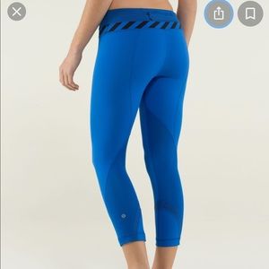 Lululemon Run: Inspire Crop II size 4